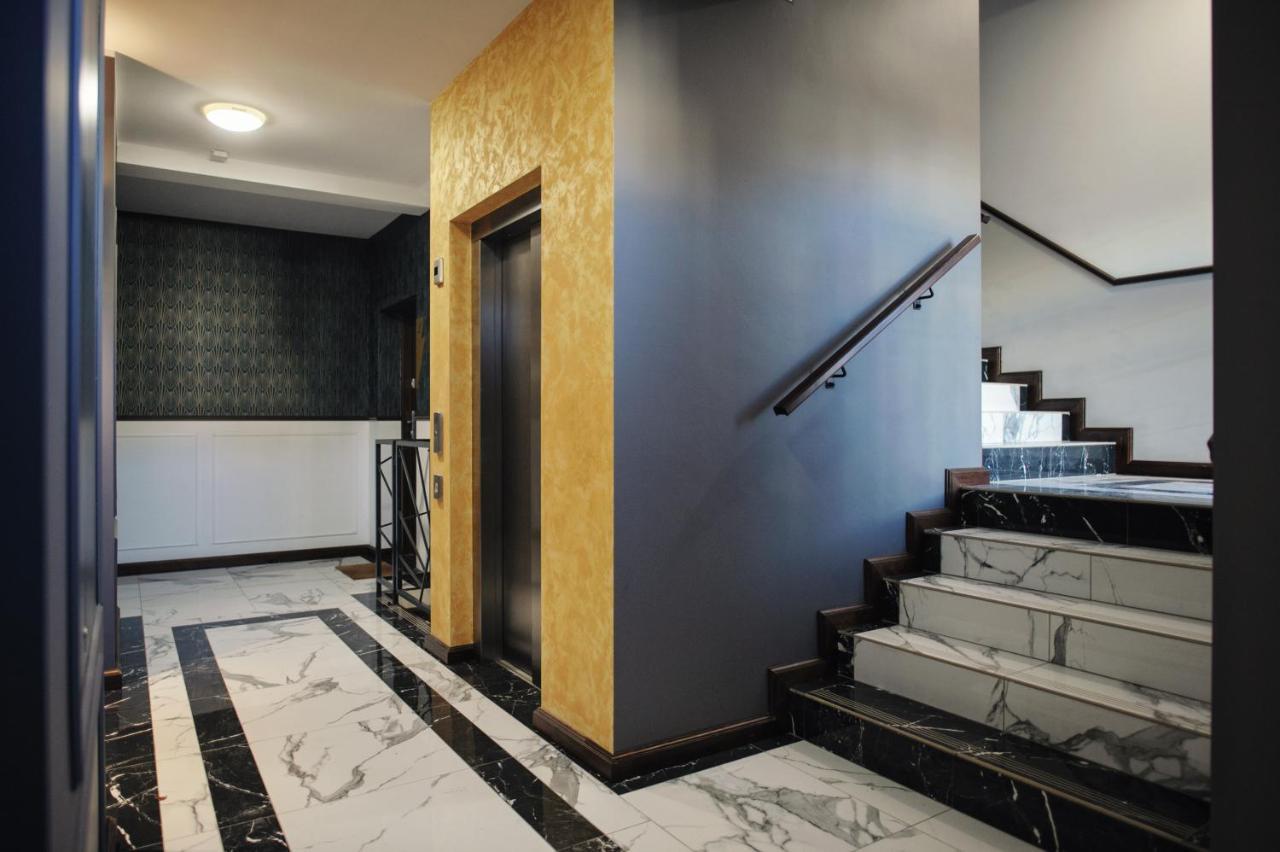 Witkacownia Apartament Z Parkingiem Торунь Екстер'єр фото